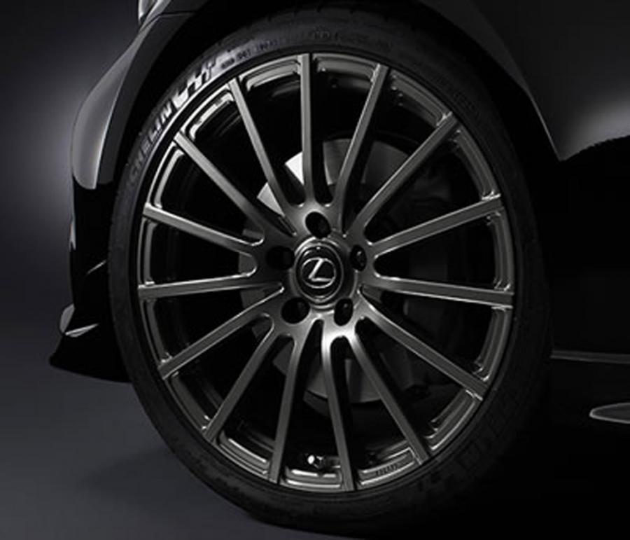  Lexus IS350 by TRD 2015 года  (фото 12 из 21)